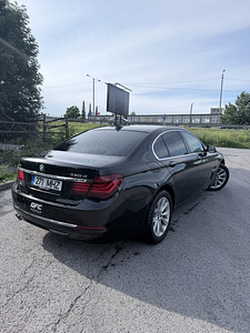 BMW 730 Xdrive (3 фото из 9)