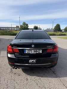 BMW 730 Xdrive (6 фото из 9)