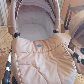 Müüa lastekäru