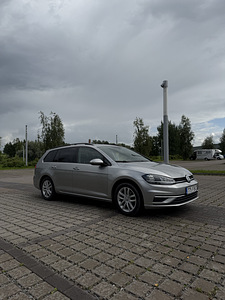 Volkswagen Golf Variant 2.0 TDI 110kW (3 фото из 14)