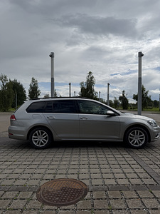 Volkswagen Golf Variant 2.0 TDI 110kW (5 фото из 14)