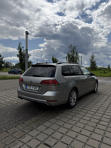 Volkswagen Golf Variant 2.0 TDI 110kW (4 фото из 14)