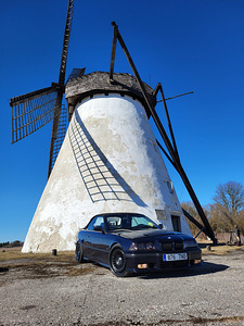 BMW 318 2.8 142кВт (6 фото из 14)