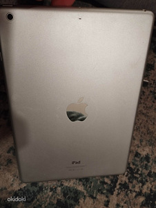 iPad Air 32GB (2 фото из 2)