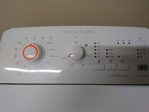 Стиральная машина с вертикальной загрузкой Elektrolux (3 фото из 6)