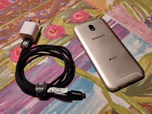 Samsung J5 (2 foto / 2)