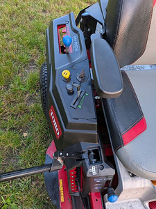 Газонокосилка с нулевым радиусом разворота Toro MX4275T (5 фото из 6)