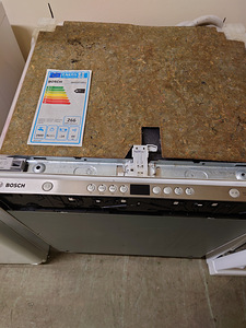 Посудомоечная машина BOSCH 60 см (3 фото из 4)