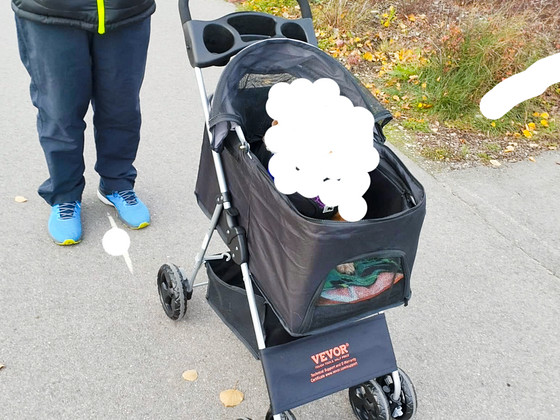 Müüakse lemmikloomade jalutuskäru