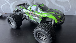 Traxxas Mini maxx (1 фото из 9)