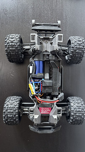 Traxxas Mini maxx (5 фото из 9)