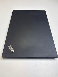 Lenovo ThinkPad T14 Gen 2 (3 foto / 4)