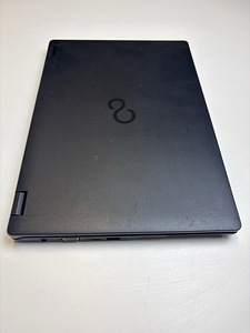 Fujitsu LifeBook E5411 (4 фото из 4)