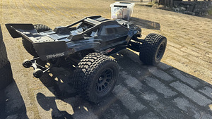 Traxxas XRT 1/6 (3 фото из 9)