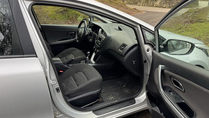 Kia Ceed Sportswagon 1.4 66kW Pikk ÜV (8 foto / 14)