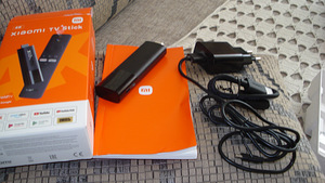 XIAOMI TV STIK (1 фото из 5)
