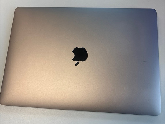 Apple MacBook Pro 13" 2020