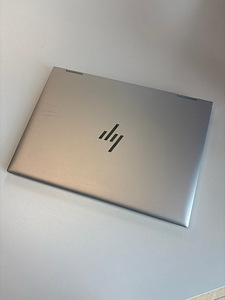 HP Elite x360 830 G10 2-в-1 (2 фото из 4)