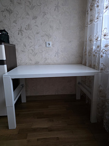 Laste kirjuruslaud IKEA PAHL (1 foto / 1)