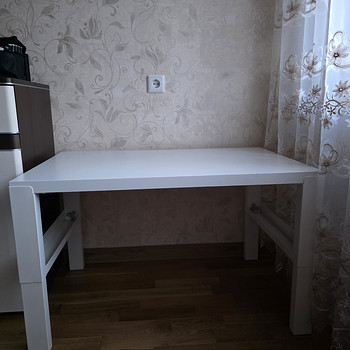 Детский письменный стол IKEA