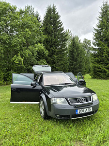 Продаётся автомобиль (1 фото из 11)
