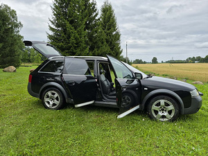 Продаётся автомобиль (2 фото из 11)