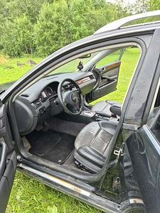 Продаётся автомобиль (7 фото из 11)