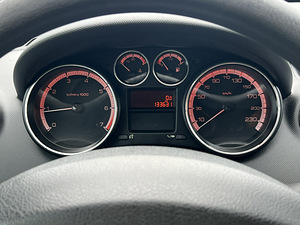 PEUGEOT 308 (9 foto / 11)