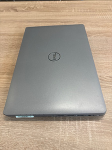 Dell Latitude 5430 (3 фото из 4)