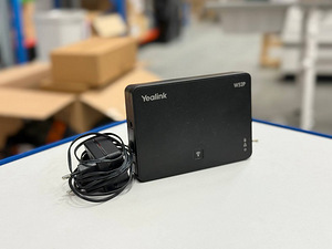 Базовая станция DECT Yealink W52P (1 фото из 3)