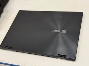 ASUS Zenbook Flip 14 2-in-1 süleärvuti, AMD Ryzen (1 foto / 5)
