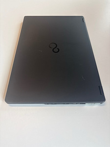 Fujitsu LifeBook U7510 (3 фото из 4)