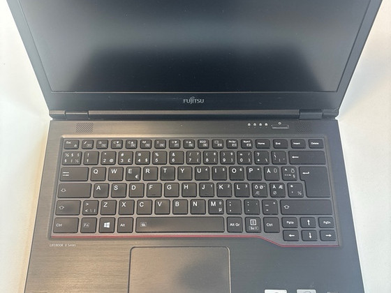 Fujitsu LifeBook U7410