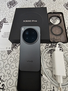 Vivo x300 pro (16+512) (1 foto / 4)