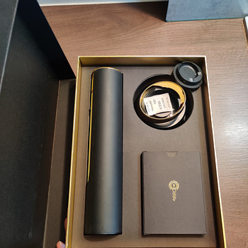 Automatic wine opener