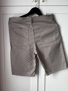 Lühikesed püksid H&M (2 foto / 2)