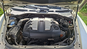 Volkswagen Touareg 3.0 TDI 155 kW (13 foto / 13)