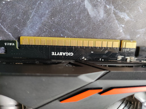Видеокарта Gigabyte GeForce GTX 1050 OC, 2 GB (3 фото из 9)