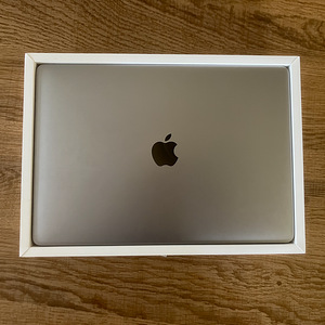 MacBook Pro 13,3" M1 | 16 ГБ RAM | 1 ТБ SSD | EST/SWE | Spac (2 фото из 5)