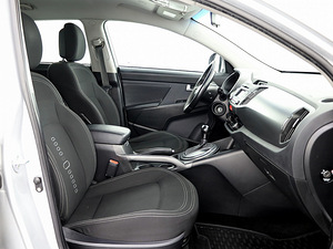 Kia Sportage Comfort ATM 2.0 120kW (6 foto / 7)