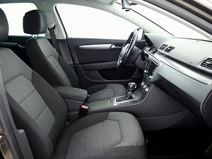 Volkswagen Passat Comfortline Facelift ATM 1.4 118kW (6 фото из 9)