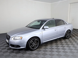 Audi A4 S-Line Quattro ATM 3.1 188kW (2 foto / 9)