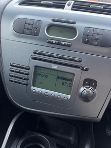 Seat Leoni originaalraadio (2 foto / 2)