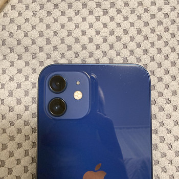 iPhone 12
