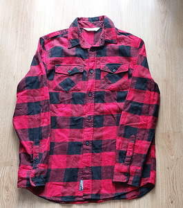 H&M ruuduline pluus nr.170 (1 foto / 1)