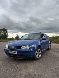 VW GOLF 1.9 81 кВт (1 фото из 9)