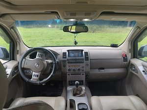M/V Nissan Pathfinder (5 foto / 5)