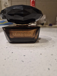 Versace Crystal Noir 50 ml (1 foto / 2)