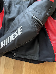 Dainese D1 Racing sõidutagi suurus 52 (3 foto / 6)
