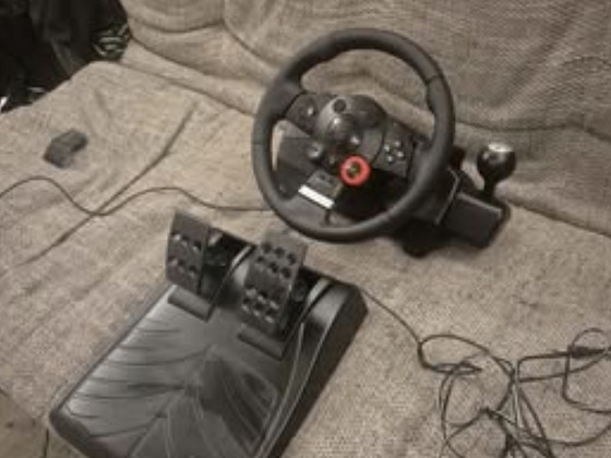 Продам руль для симулятора PS с педалями Logitech Driving Force